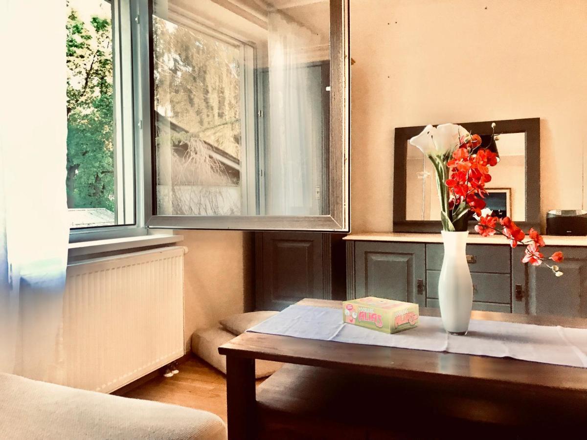 Cozy City Penthouse Apartment, Free Parking 塔林 外观 照片